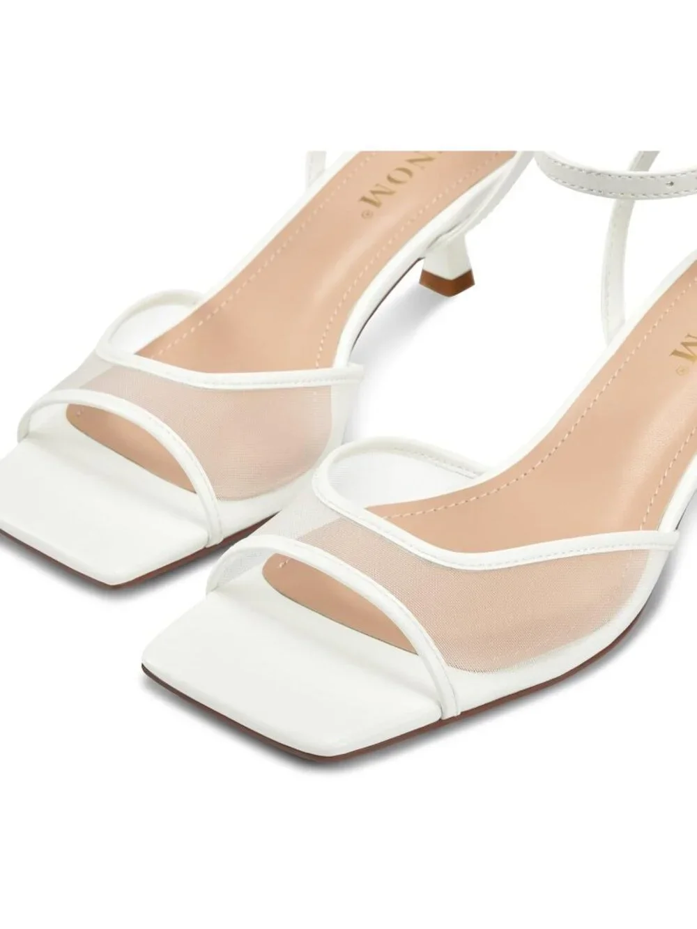 N/A kitten heels